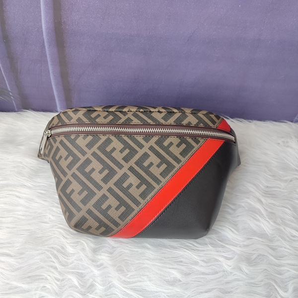 スーパーコピーブランドバッグ内部構造